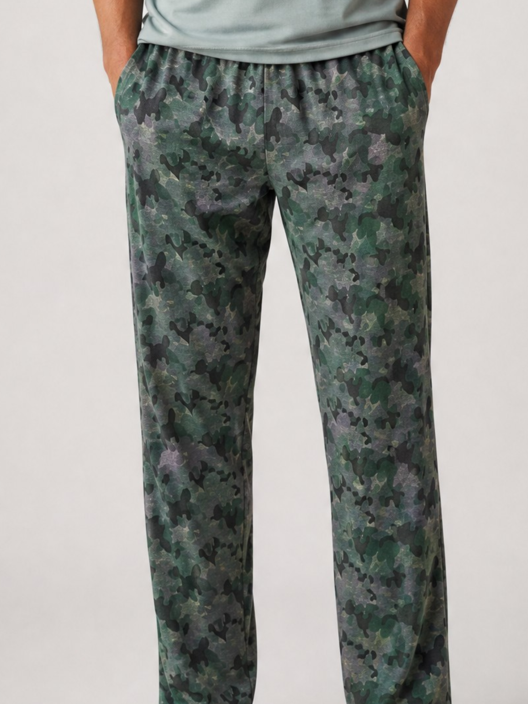 Pijama Hombre Pantalón largo estampado camuflado en tonos Verdes - Image 3